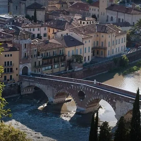Daire Ponte Pietra In 600 Meters! In Verona